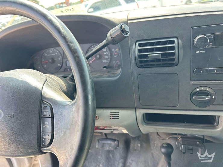 2005-ford-f350-image-19