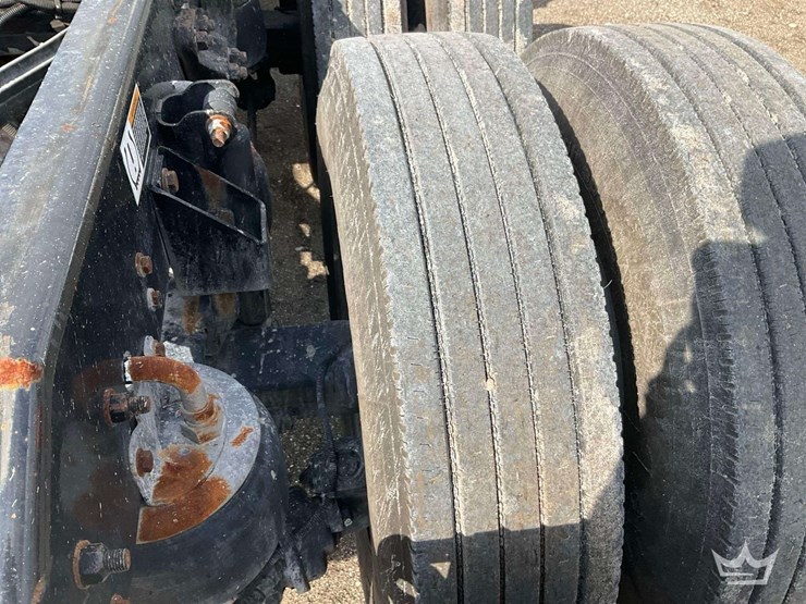 2019-kenworth-t880-image-29