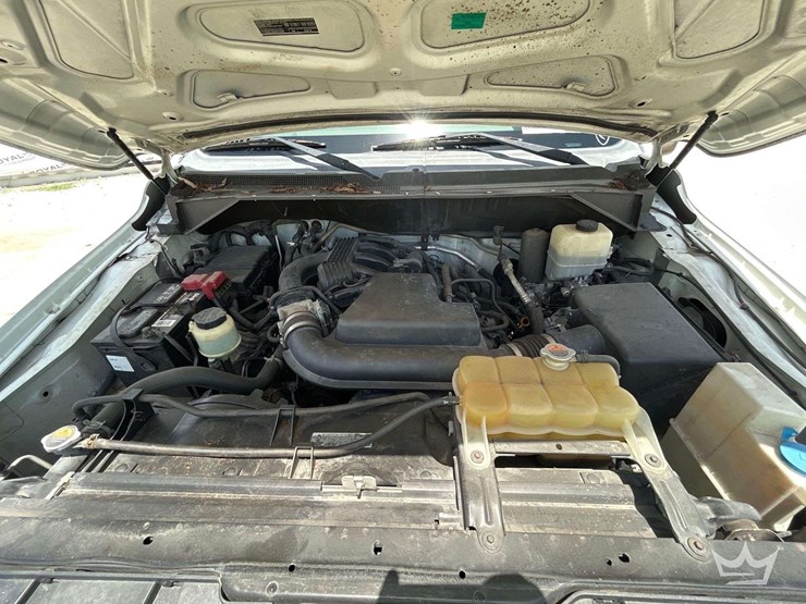 2015-nissan-nv1500-image-7