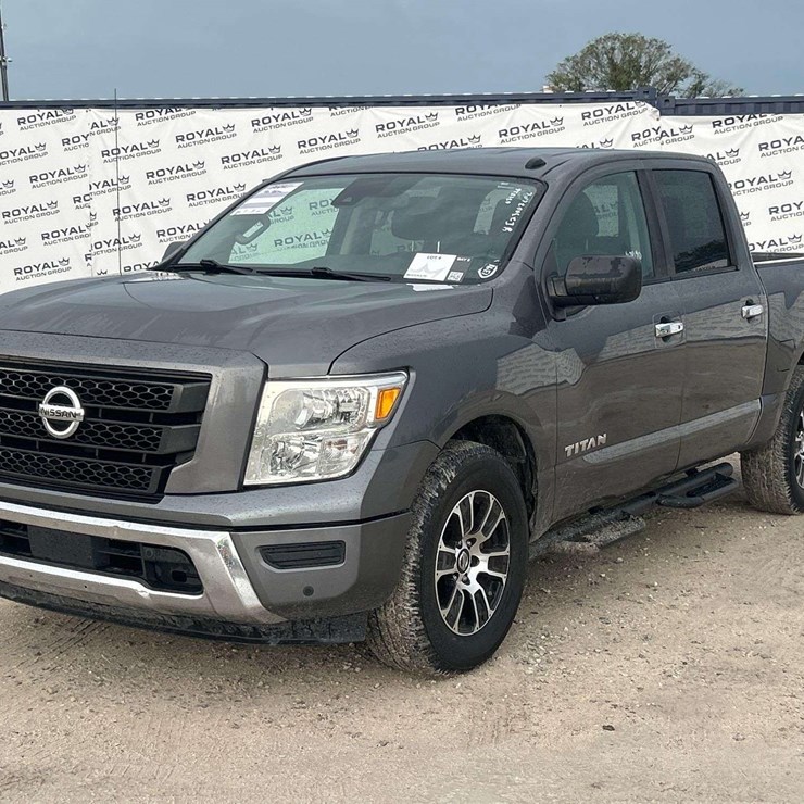 2021 NISSAN TITAN