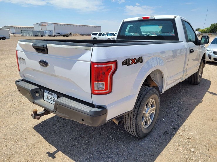 2017-ford-f150-xl-image-6