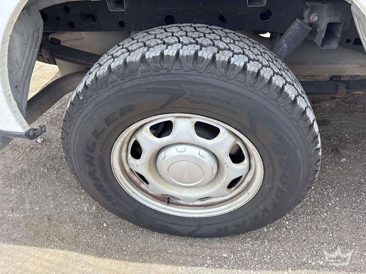 2016-ford-f150-image-23