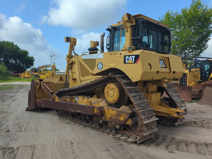 2009-caterpillar-d8t-image-5
