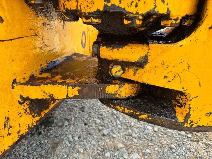 john-deere-450-image-28