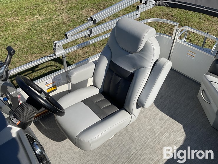 lowe-ss190-pontoon-boat-w/t/a-trailer-image-13