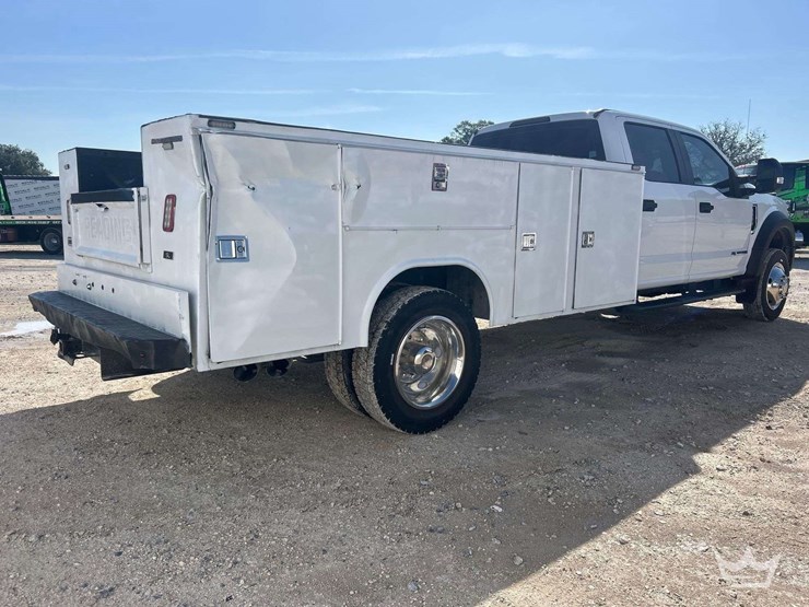 2019-ford-f550-image-3