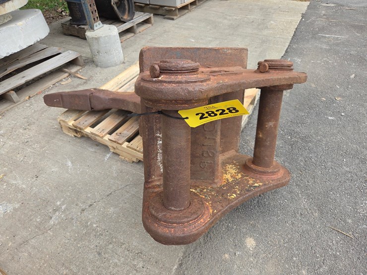 jcb-js220-image-3