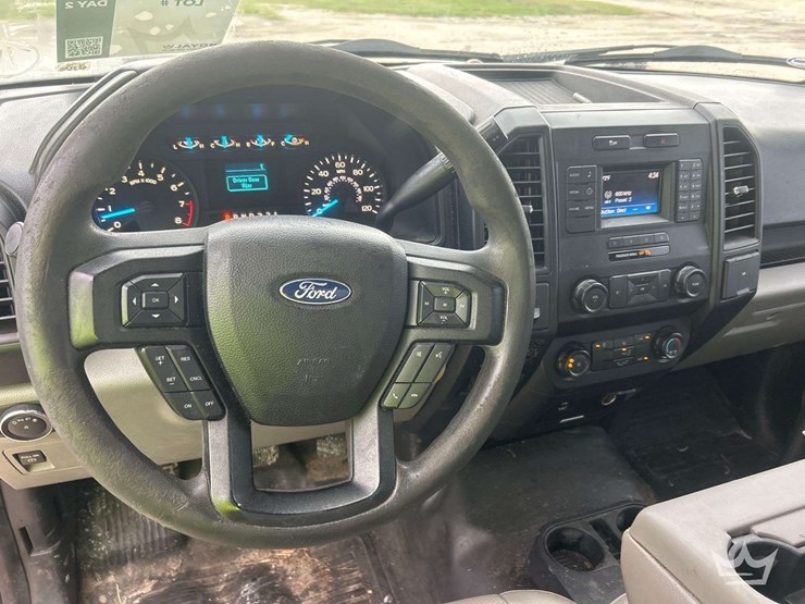 2017-ford-f150-image-11