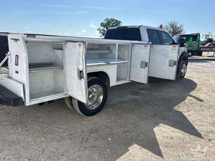 2019-ford-f550-image-23