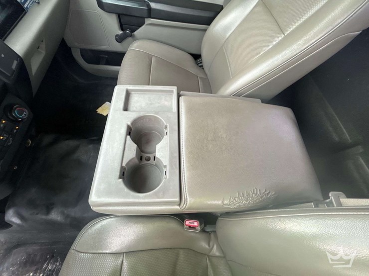 2016-ford-f150-image-17