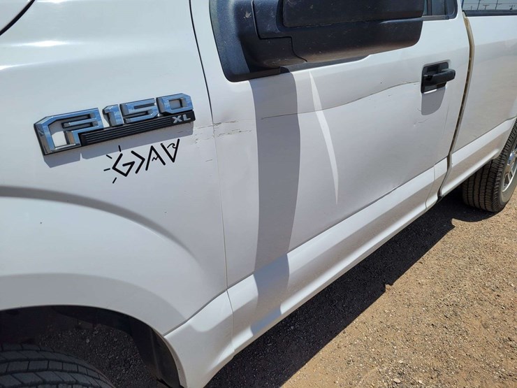 2017-ford-f150-xl-image-10