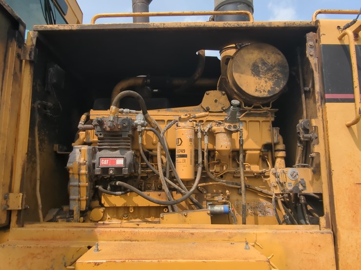 caterpillar-16h-image-15