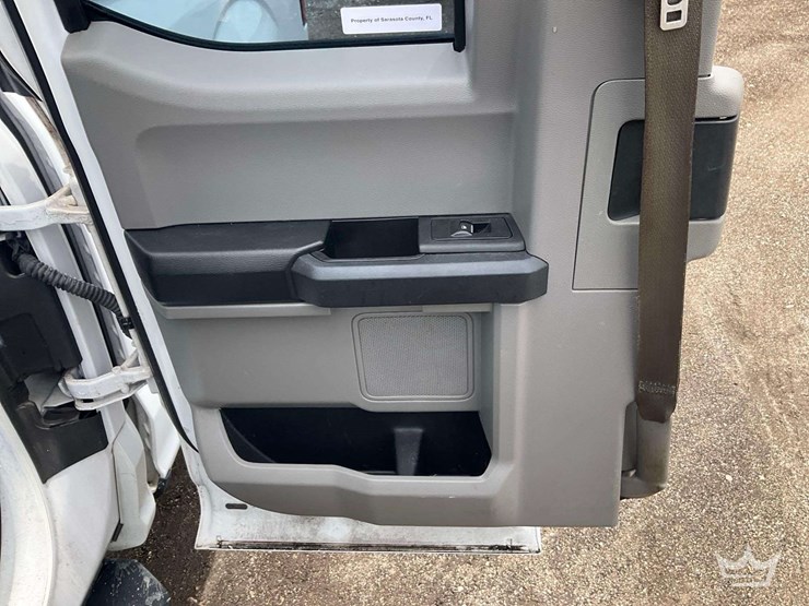 2017-ford-f150-image-18