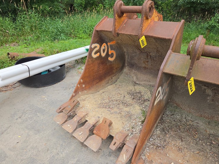jcb-js220-image-2