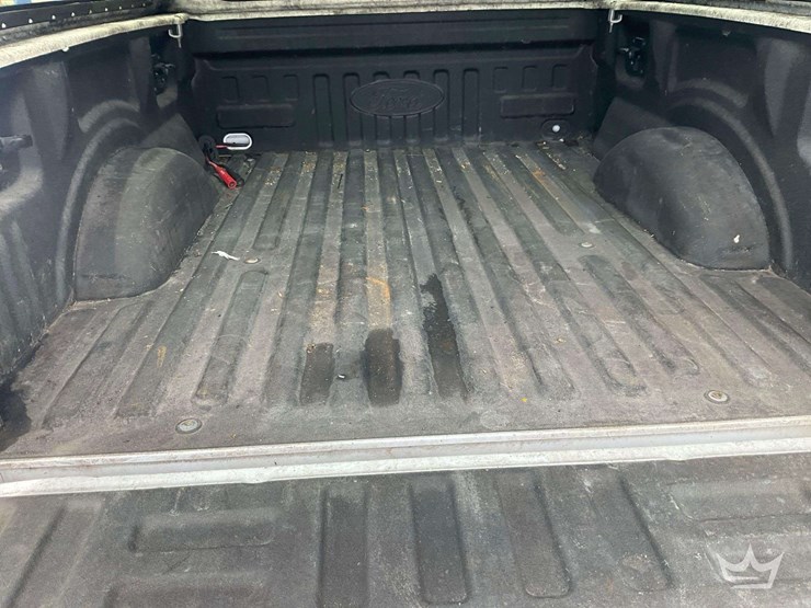 2017-ford-f150-image-30