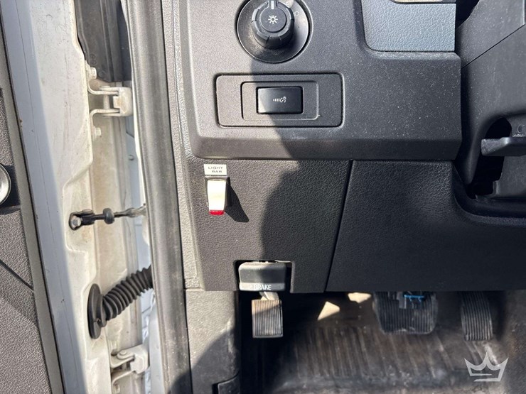 2014-ford-f150-image-21