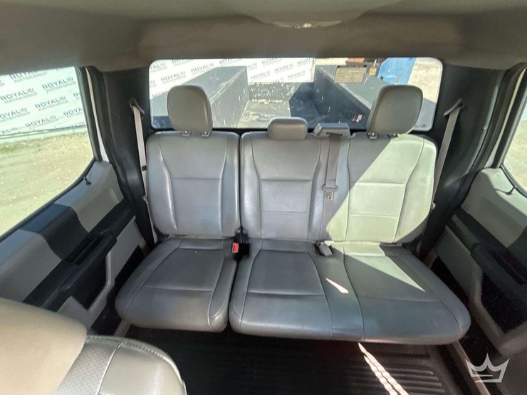 2019-ford-f550-image-21