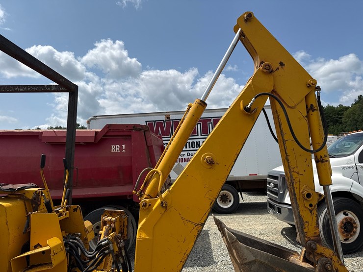 john-deere-450-image-26