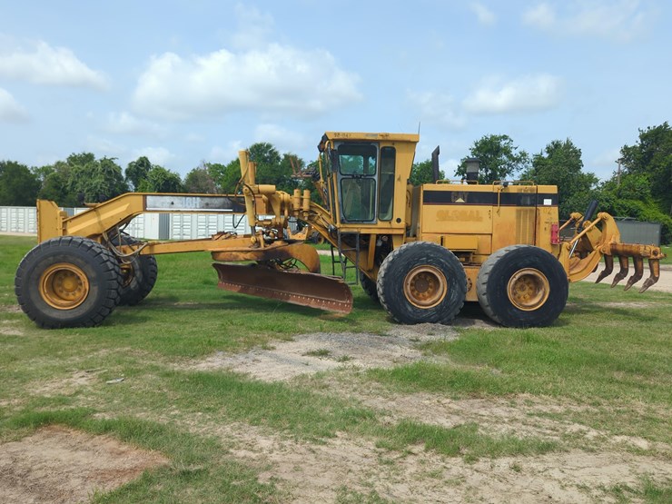 caterpillar-16h-image-1
