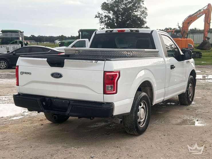 2017-ford-f150-image-3