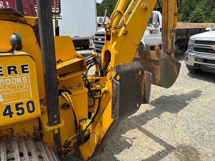 john-deere-450-image-24