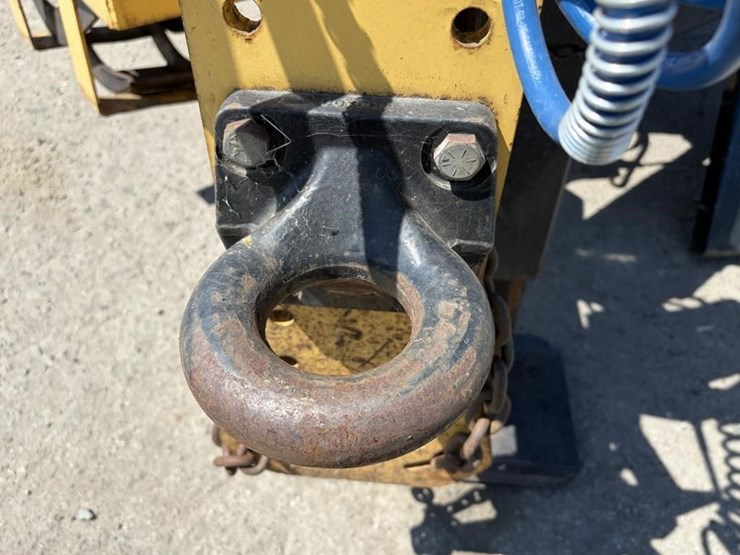 2010-john-deere-20-image-10