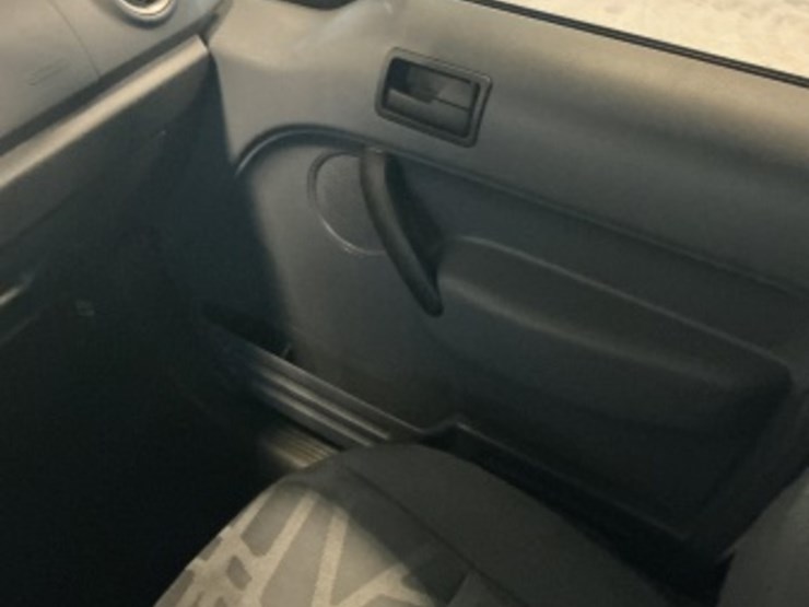 2013-ford-transit-connect-image-21