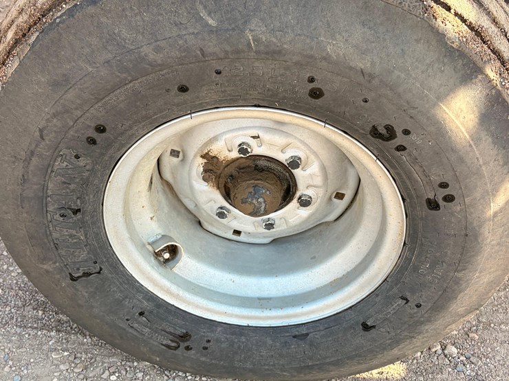 case-ih-340-image-18
