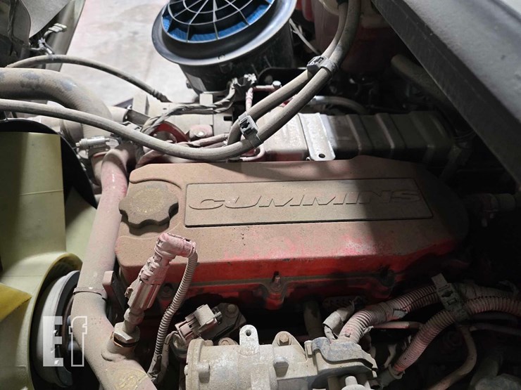 2020-freightliner-business-class-m2-106-image-20