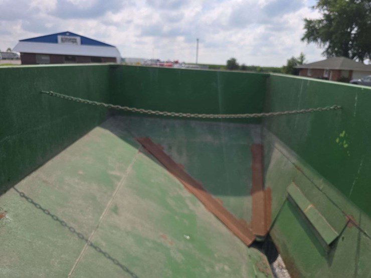 gravity-wagon-on-john-deere-running-gear,-with-side-boards-image-16