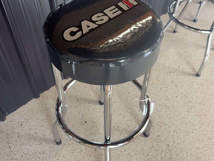 case-ih-barstool-image-2