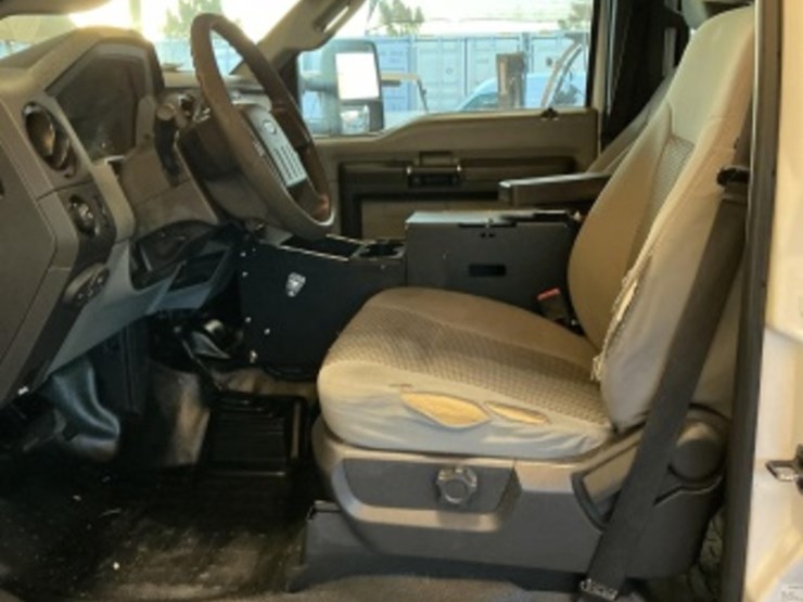 2016-ford-f350-image-23