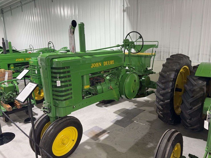 john-deere-model-a-image-1