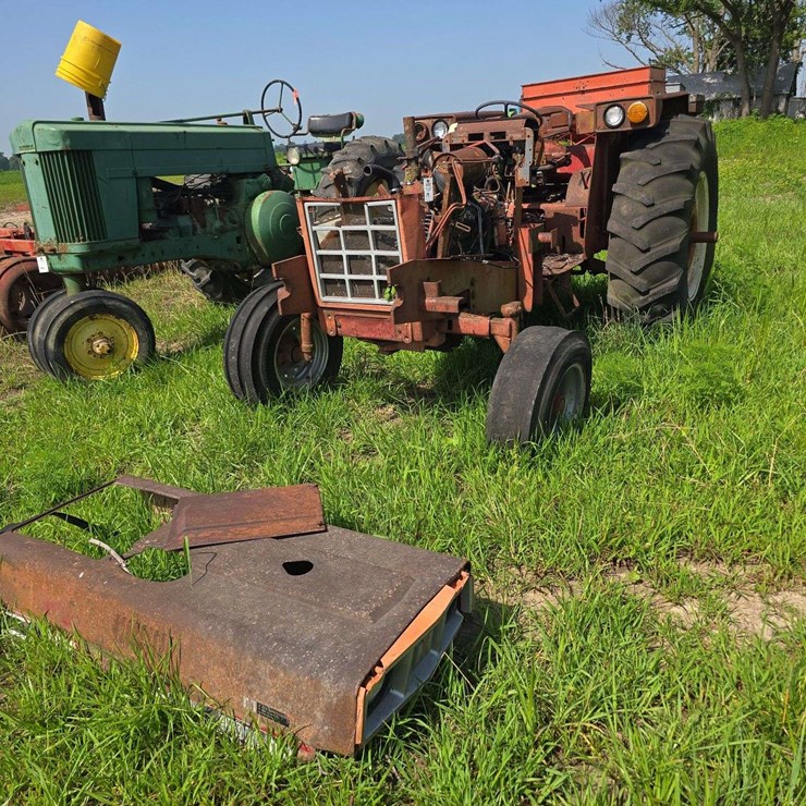 IH 84 Hydro parts tractor, S/N: I-6-013287