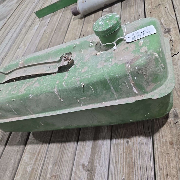 JOHN DEERE A