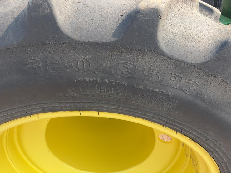 2002-john-deere-8320-image-10