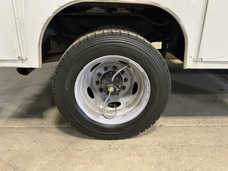 2016-ford-f450-image-8