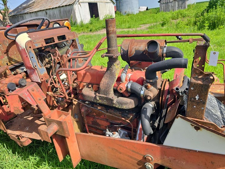 ih-84-hydro-parts-tractor,-s/n:-i-6-013287-image-10