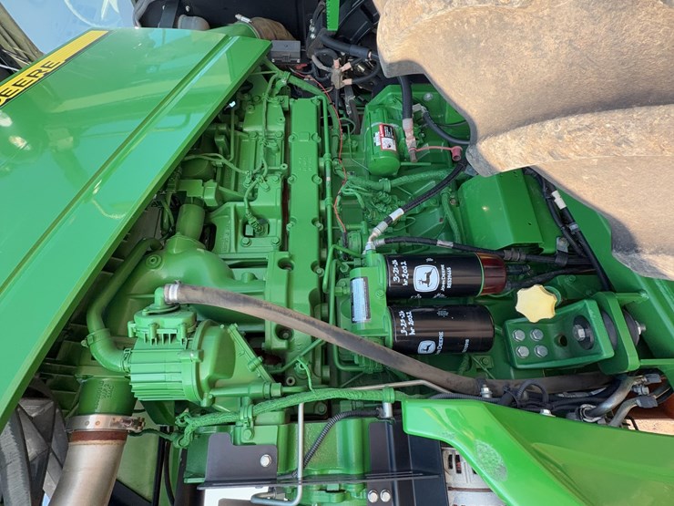 2014-john-deere-9510r-image-12