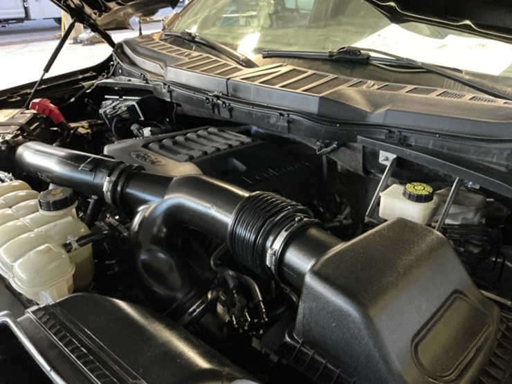 2021-ford-f150-image-11