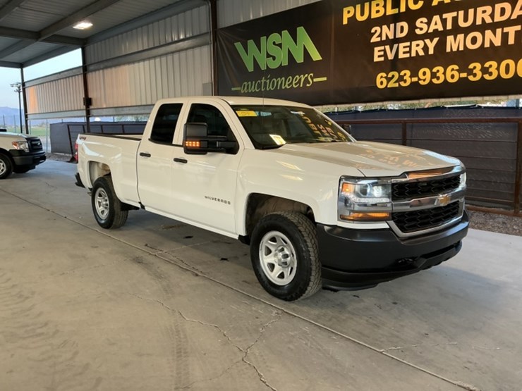 2018-chevrolet-silverado-1500-image-2