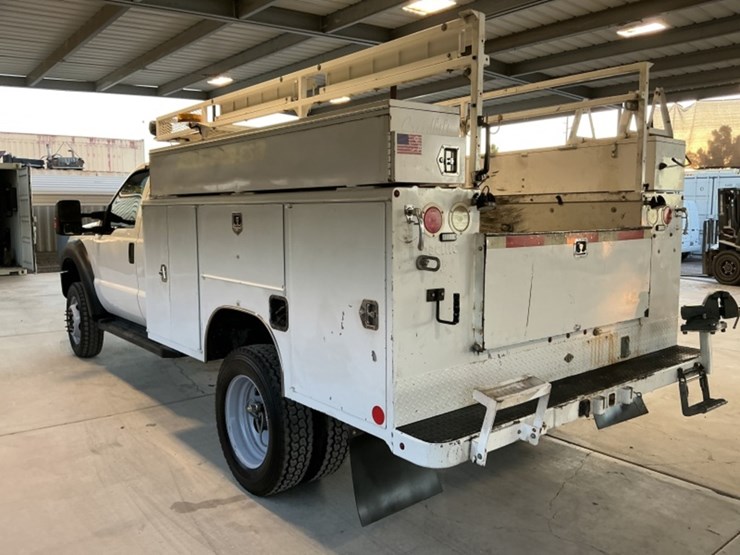 2016-ford-f550-image-5
