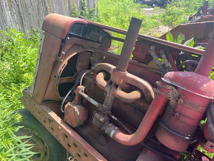 1967-farmall-450-narrow-front-parts-tractor,-s/n:-13226-image-7