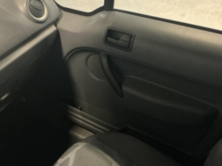 2012-ford-transit-connect-image-23
