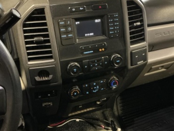 2019-ford-f550-image-20