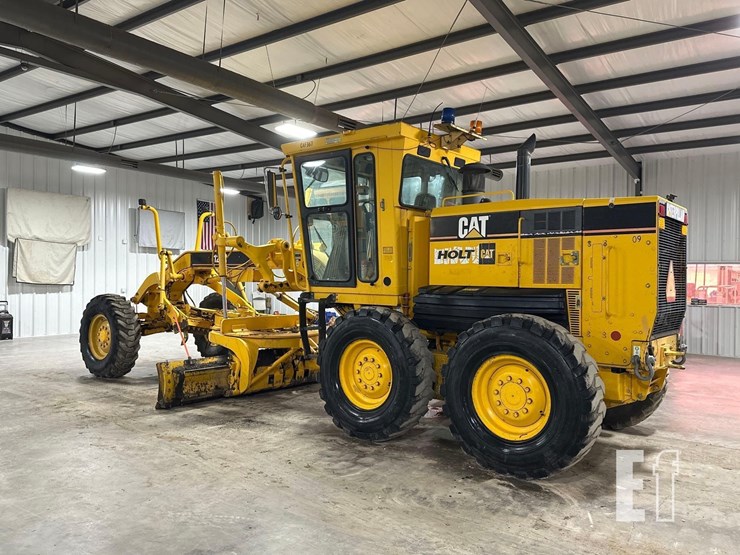 2004-caterpillar-120h-image-4