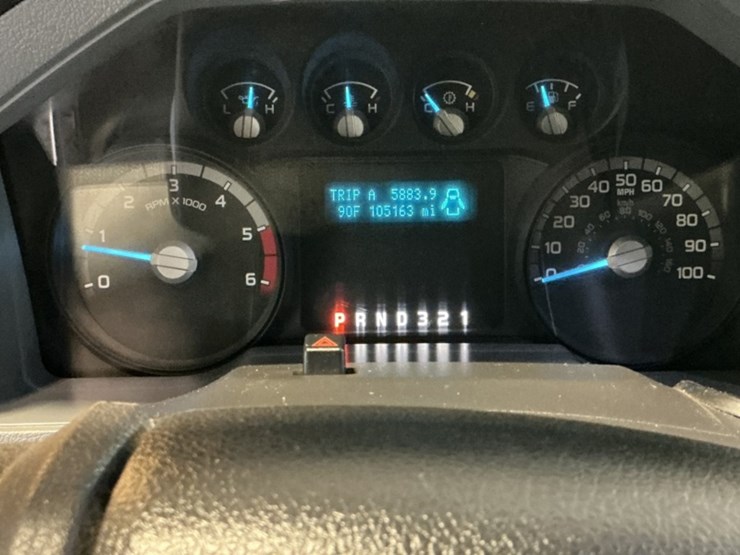 2016-ford-f550-image-19