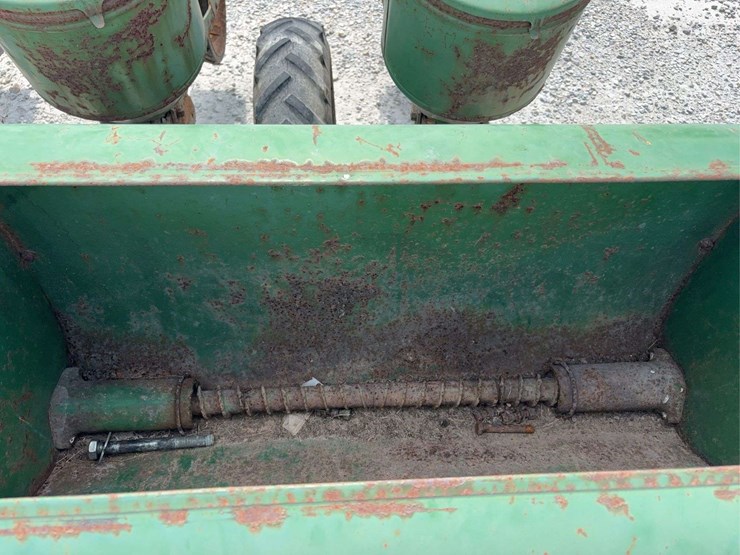 john-deere-1240-image-8