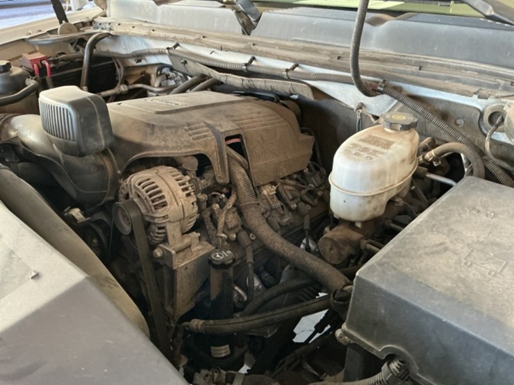 2014-chevrolet-silverado-2500hd-image-12