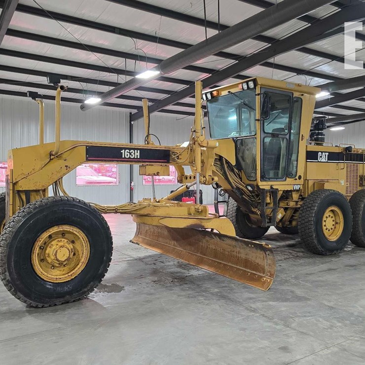 1998 CATERPILLAR 163H